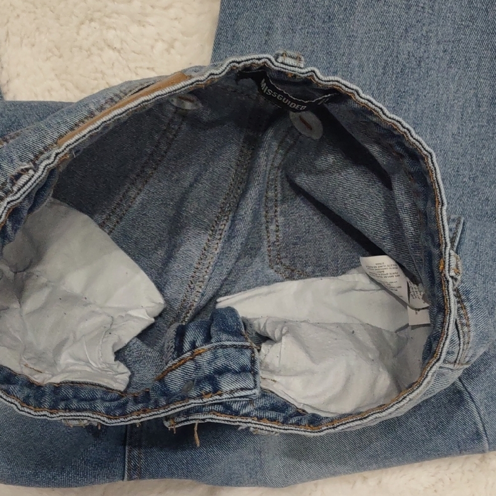 MISSGUIDED Classic Blue Distressed Women's Jeans - Picture 17 of 17